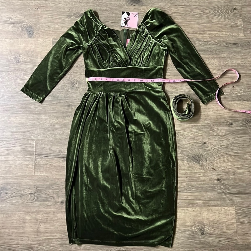 Vixen by Micheline Pitt. Velvet green dress. New with tags.